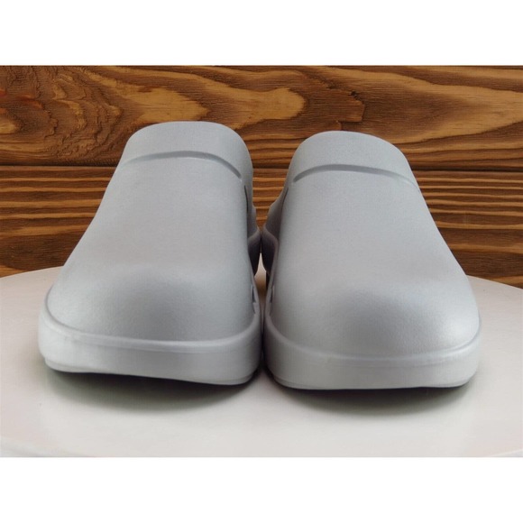 32 Degrees Size 6-7 M Women Sandal Slip-On Gray‎ Synthetic - Picture 2 of 10